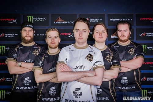 什么是“博弈中的身份角色”？解析赌桌人格分裂现象。（博弈中的身份角色是什么？深度解读赌桌人格分裂现象）