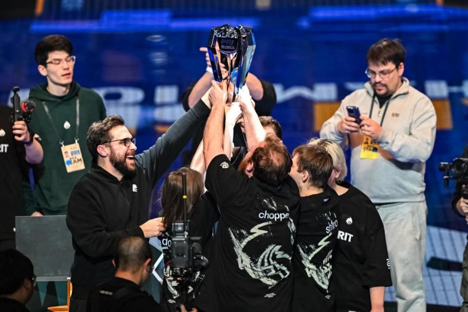 12月21日-12月27日，2022德玛西亚杯淘汰赛打响，角逐冠军归属，奇迹诞生，德玛西亚！